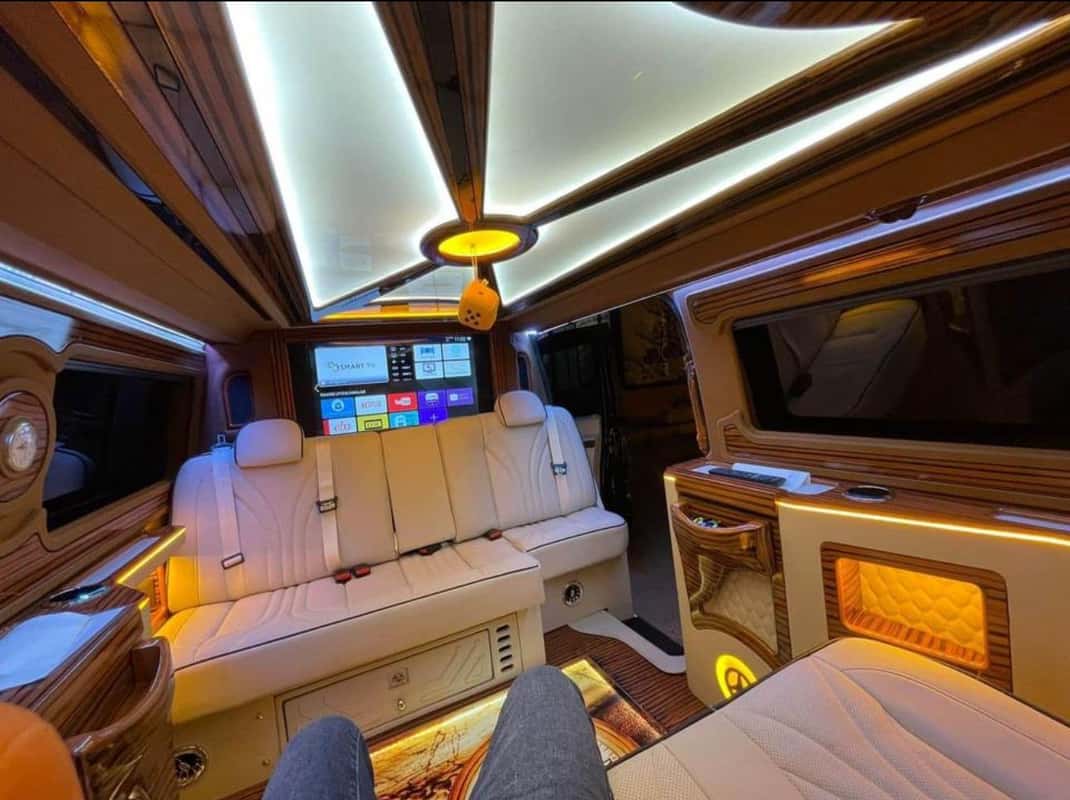 Istanbul: Privater VIP-Transfer zum/vom Flughafen Istanbul