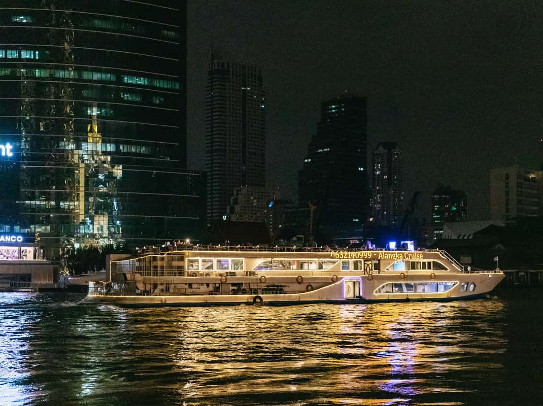Bangkok: 5-Sterne-Abendessen mit Bootstour