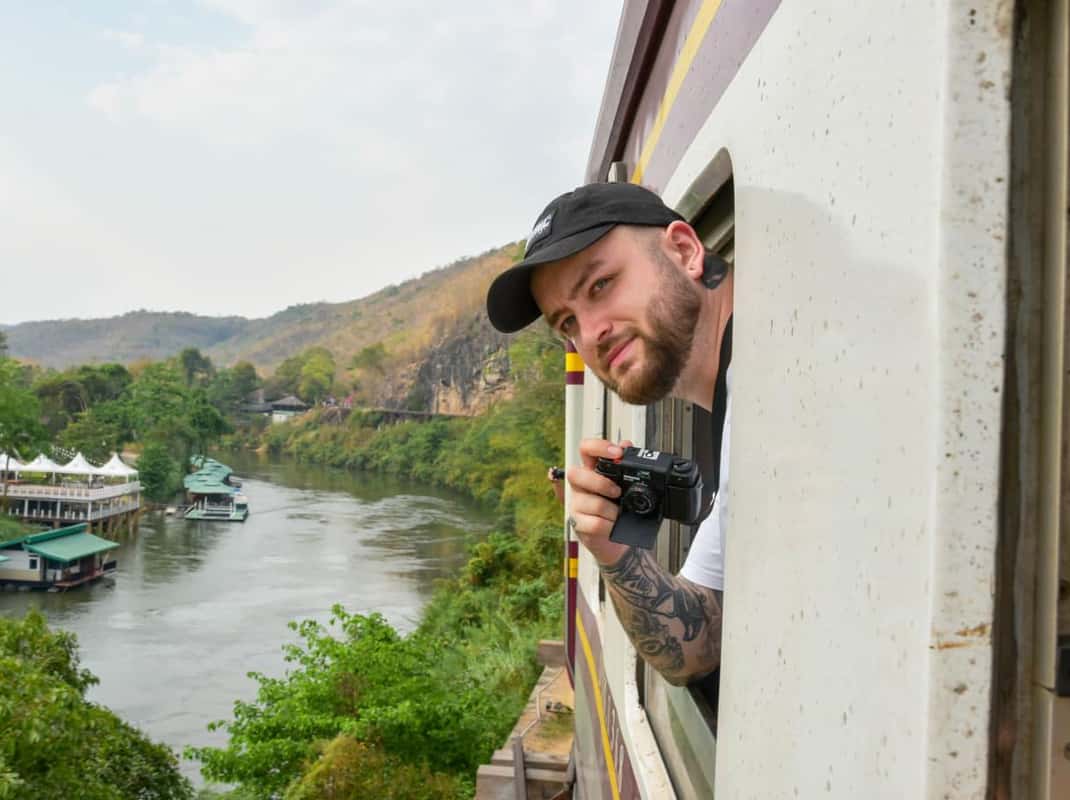 Von Bangkok aus: Kanchanaburi Tour mit Besuch des schwimmenden Marktes