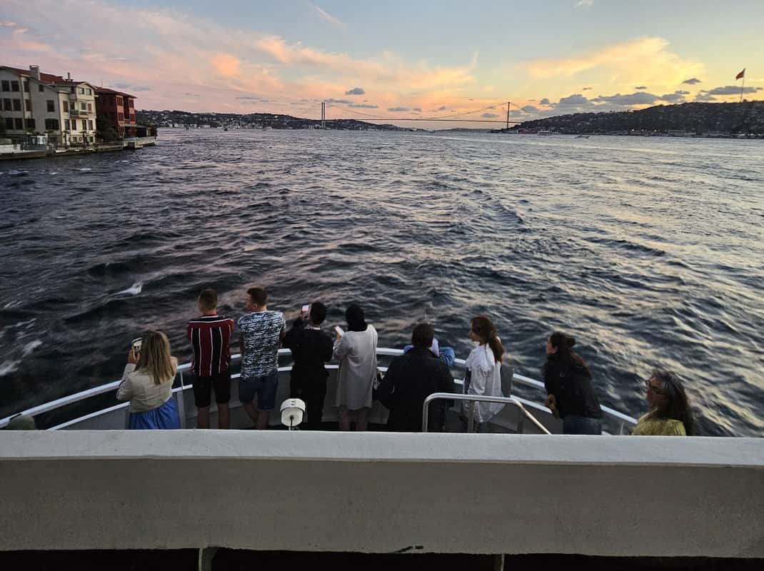 Istanbul Bosporus: 3-stündige Tageskreuzfahrt mit Halt auf der asiatischen Seite