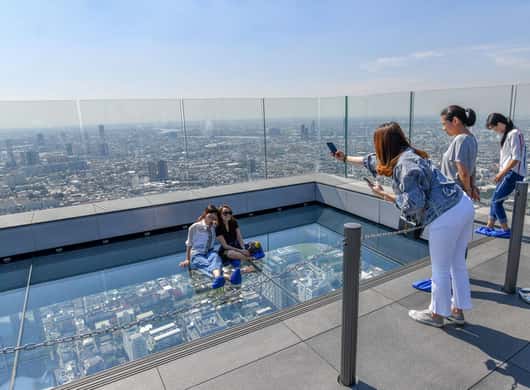 Bangkok: Mahanakhon SkyWalk Ticket mit Rooftop-Bar