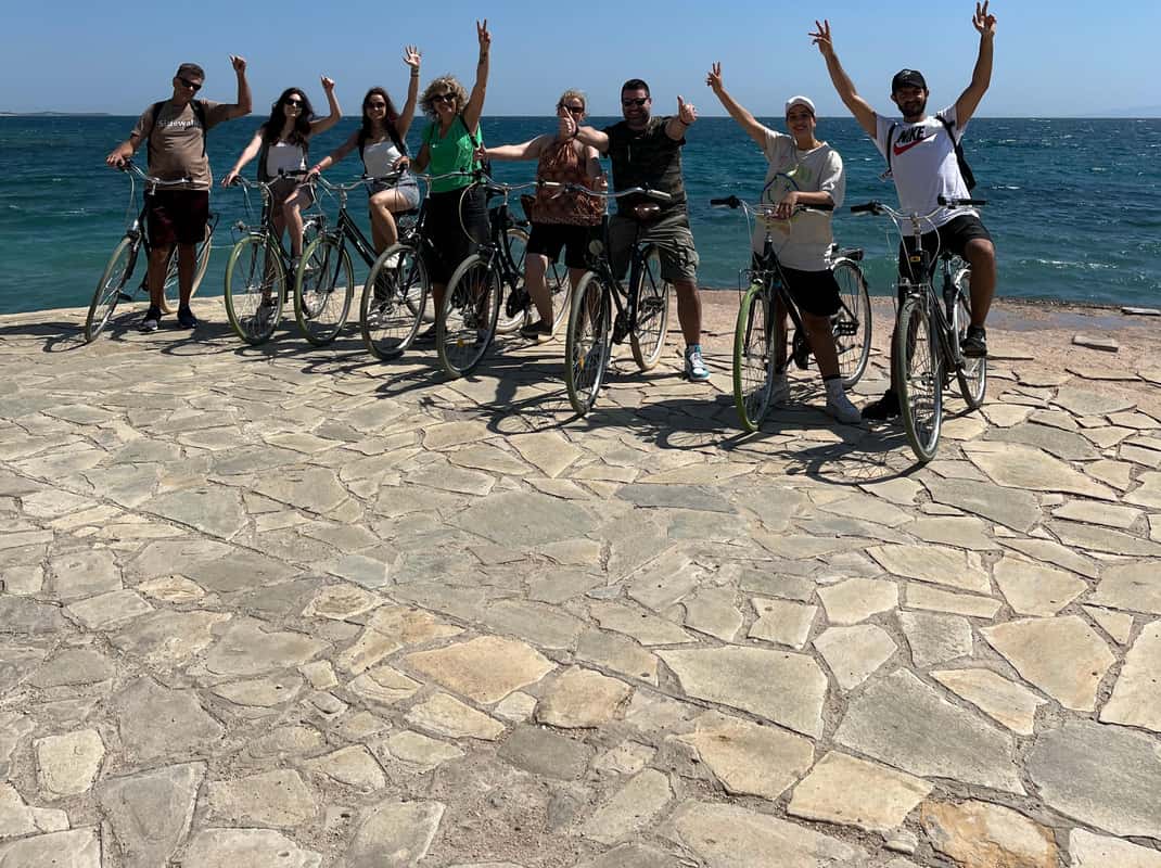 Fahrradabenteuer am Strand: Athen Tour mit Badestopp