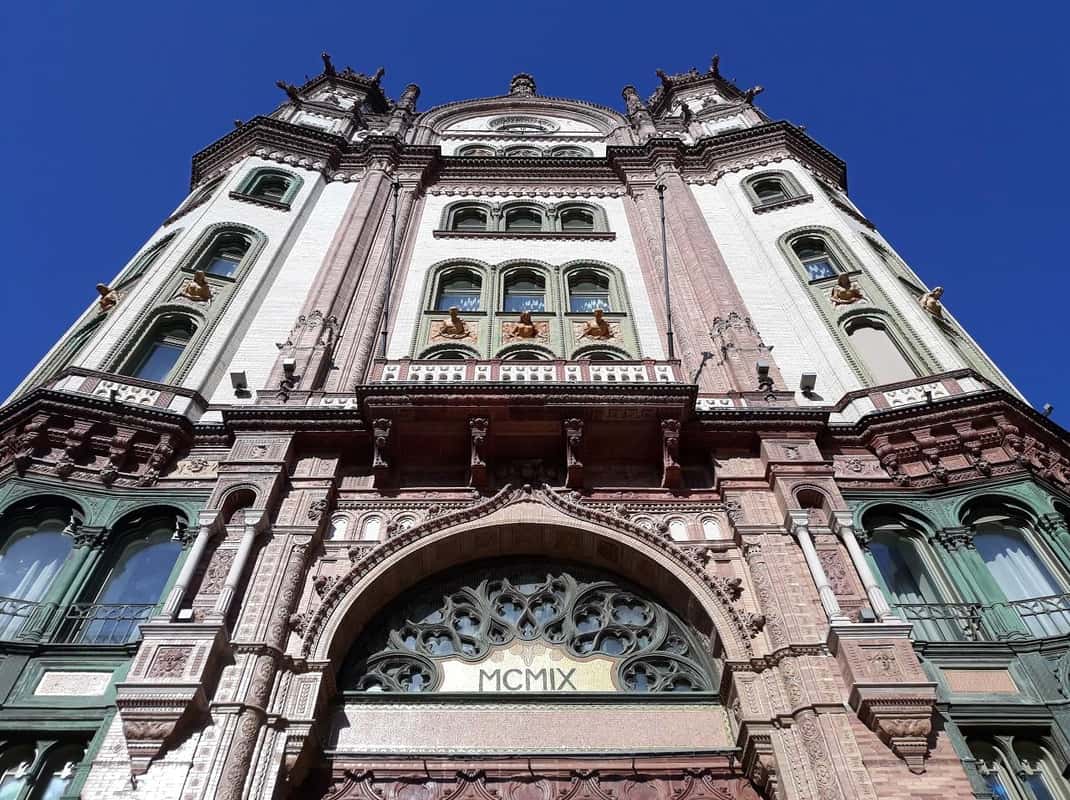 Budapest: Rundgang im Stadtzentrum mit Volksmusik